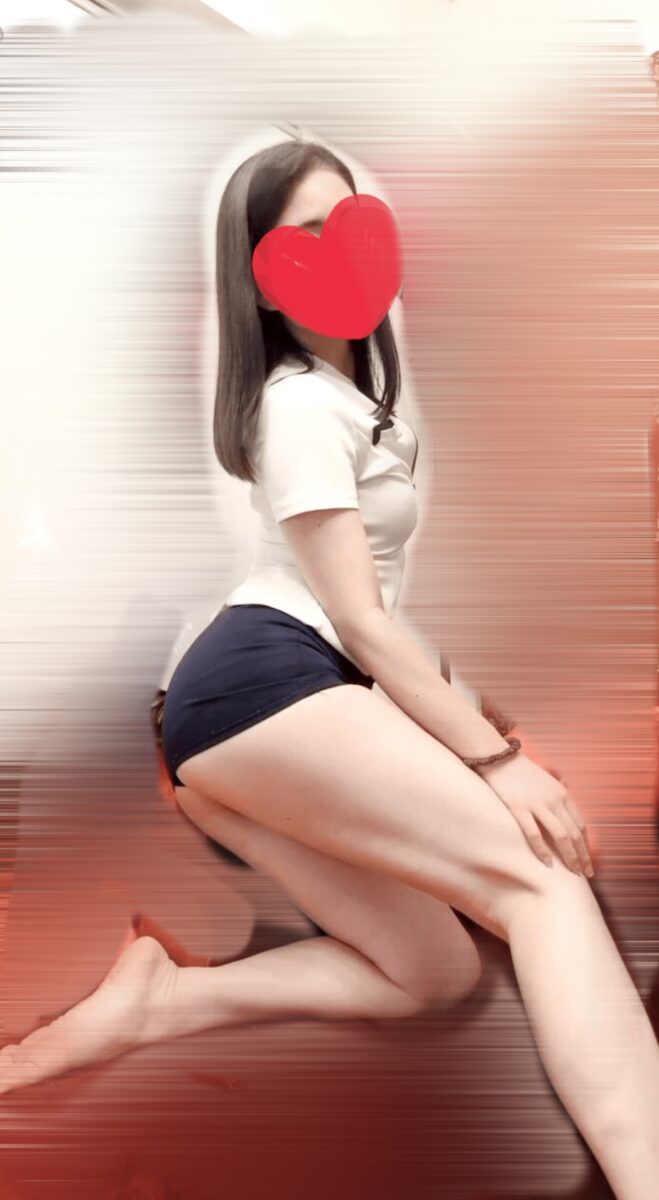 26 02 03 21 45 47 622 deco